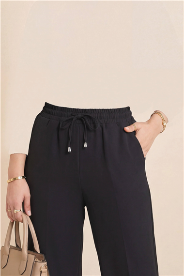 Beli Bağcıklı Dar Paça Pantolon -Siyah