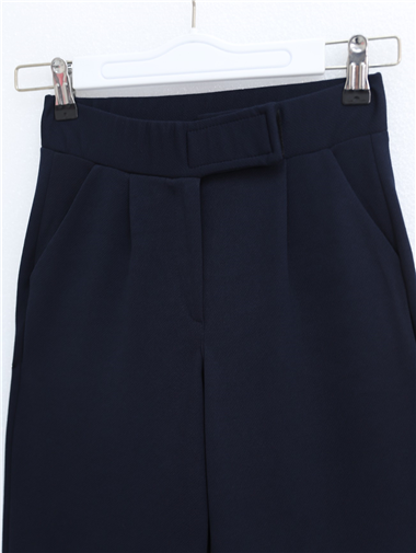 Beli Cırtcırt Detay Boru Paça Kumaş Pantalon -Laci