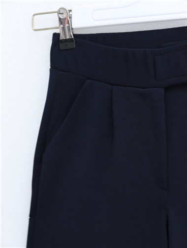 Beli Cırtcırt Detay Boru Paça Kumaş Pantalon -Laci