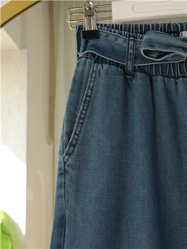 Beli Kuşaklı Lastikli Cepli Kot Pantolon -Laci
