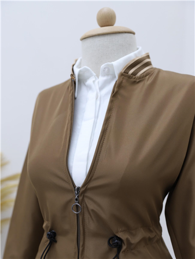 Beli Tünel Bağcıklı Cepli Trenckot -Taba