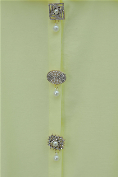 Womens Brooch Detail Concealed-Button Poplin Shirt - Light Yellow
