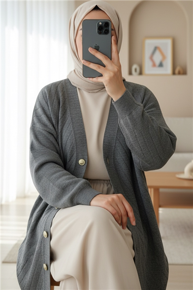 كارديجان تريكو بأزرار متقاطعة وبروش مخطط - مدخن