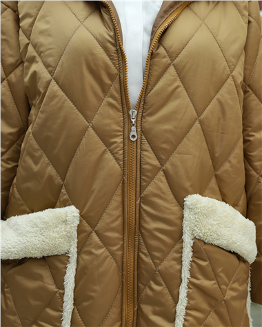 Cepli  Kapşonlu Fermuarlı Astarlı Uzun Kapitone Kaban -Taba