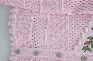 Düğmeli Önü Nakışlı Ajurlu Triko Hırka  -Pembe