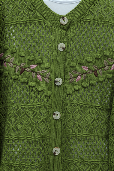 Düğmeli Önü Nakışlı Ajurlu Triko Hırka -F.Yeşili