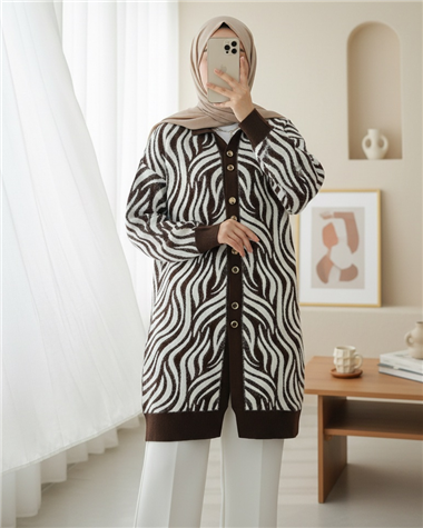 Düğmeli Zebra Desen Sakallı Triko Hırka -Kahve