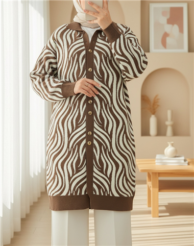 Düğmeli Zebra Desen Sakallı Triko Hırka -Açık Kahve