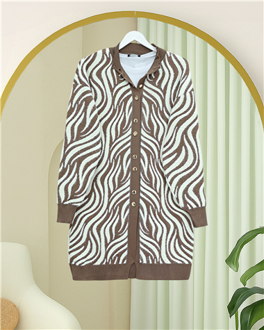 Düğmeli Zebra Desen Sakallı Triko Hırka -Açık Kahve