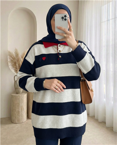 Womens Shirt-Collar Button-Front Heart Embroidered Knit Tunic - Navy