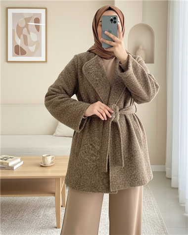 İçi Astarlı Tek Düğmeli Kemerli Sakallı Kap -Karamel