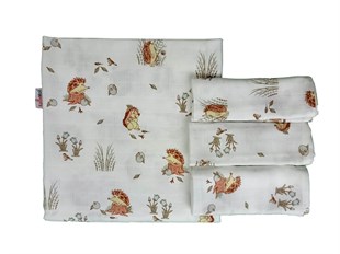 Afacan Kirpi Müslin Örtü 110x110 cm + 3lü Ağız Bezi 30x30 cm -Kahverengi