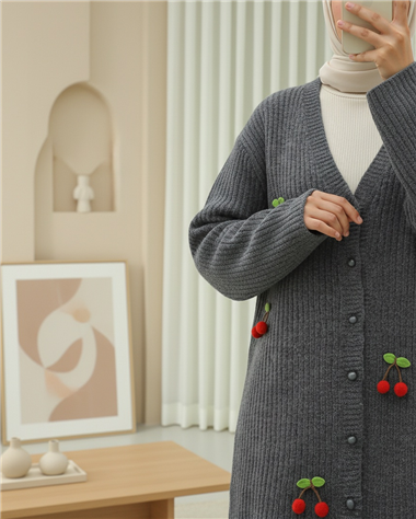 Kirazlı Top Düğmeli Triko Hırka -Füme