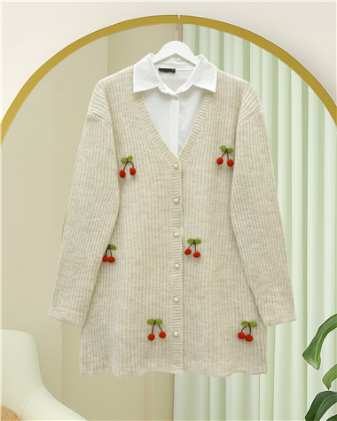 Kirazlı Top Düğmeli Triko Hırka -Krem