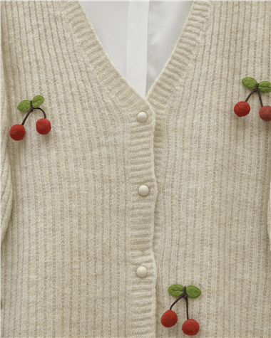 Kirazlı Top Düğmeli Triko Hırka -Krem