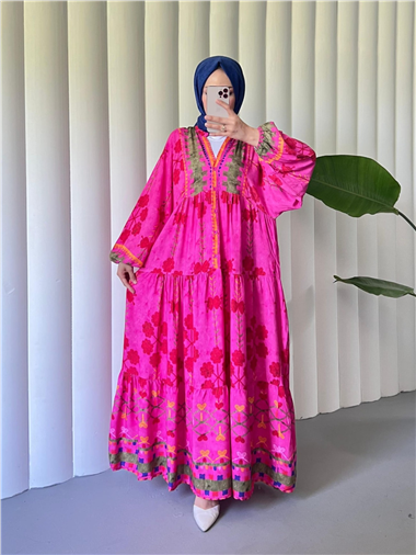 Kolu Lastikli Dik Yaka Yarım Düğmeli Viskon Elbise -Pembe