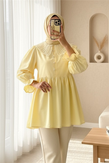 Kolu Lastikli Organze Bebe Yaka Yarım Düğmeli Tunik -Sarı