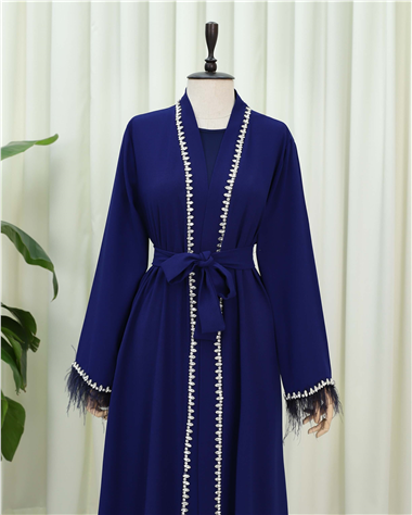 Kolu Tüylü Sıralı Taş Detaylı Kemerli Abaya -Saks