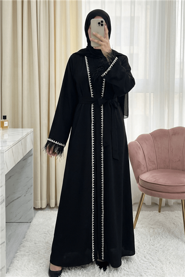 Kolu Tüylü Sıralı Taş Detaylı Kemerli Abaya -Siyah