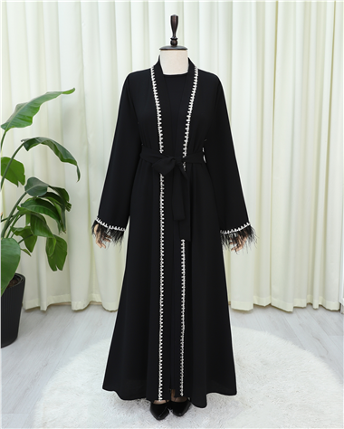 Kolu Tüylü Sıralı Taş Detaylı Kemerli Abaya -Siyah