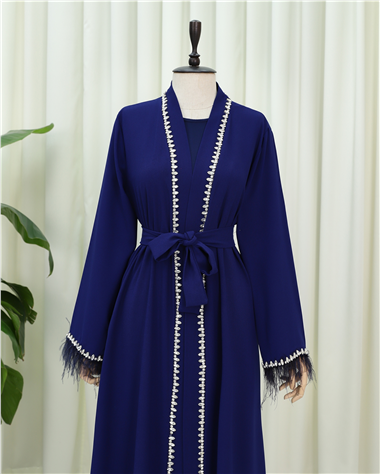 Kolu Tüylü Sıralı Taş Detaylı Kemerli Abaya -Saks