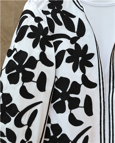 Kolu Ve Önü Nakışlı Astarlı Ceket -Beyaz