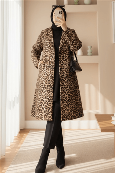 Leopar Desenli Kemerli Cepli Astarlı Kaşe Kap -Leopar