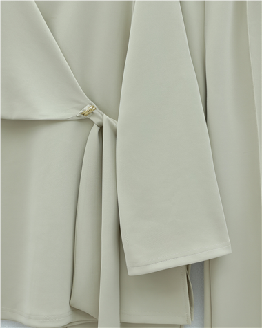 Önü Çapraz Bağlamalı Yırtmaçlı Scuba Takım  -Bej