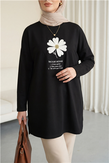 Önü Çiçek Nakışlı Bisiklet Yaka Penye Tunik -Siyah