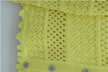 Önü Çiçek Nakışlı Ponponlu Düğmeli Triko Hırka   -Sarı