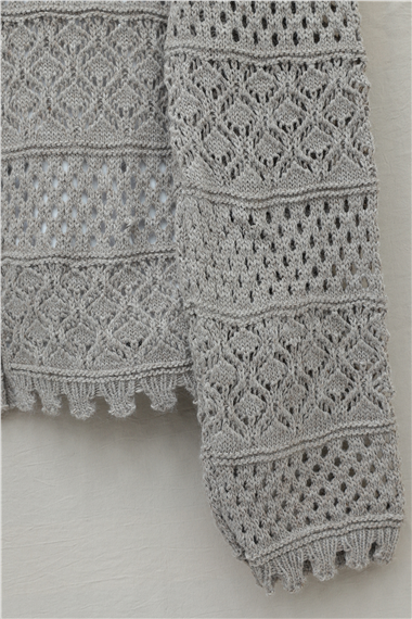 Önü Çiçek Nakışlı Ponponlu Düğmeli Triko Hırka -Toprak