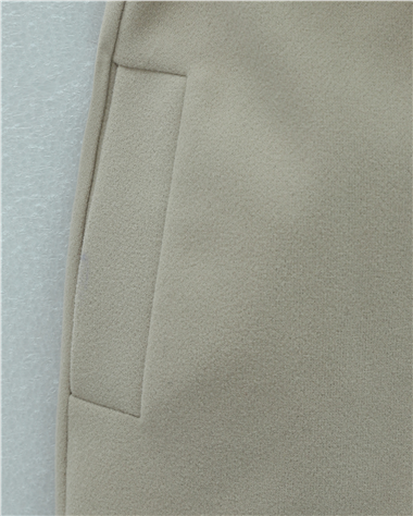 Önü Düğmeli Beli Ve Kolu Kemerli Cepli Astarlı Kaşe Kap  -Bej