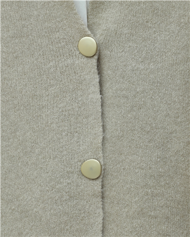 Önü Düğmeli Çift Cepli Yumoş Triko Hırka -Taş