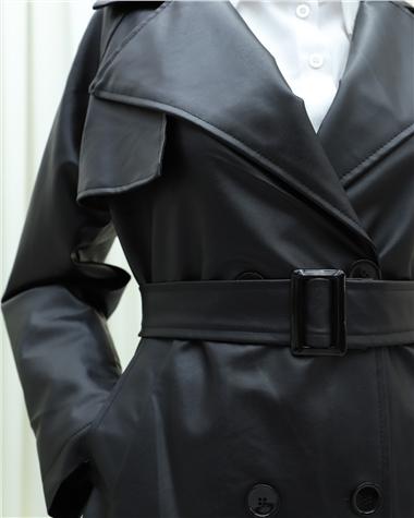 Önü Düğmeli Kemerli Astarlı Deri Pardesü -Siyah