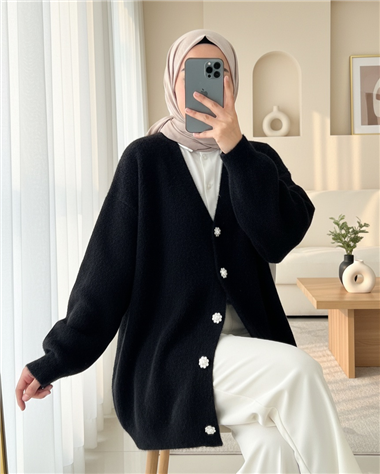 Womens Front Button-Front Eyelash-Knit Relaxed Knit Cardigan - Black