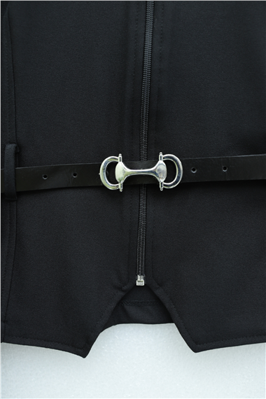 Önü Fermuarlı Cep Detaylı Beli Kemerli Etekli Diagonal Takım -Siyah