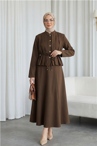 Önü Pileli Ve Düğmeli Beli Bağlamalı Etekli Krep Takım  -Kahve