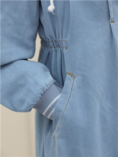 Önü Pliseli Yanı Lastikli Kapşonlu Kot Kap -Açık Mavi