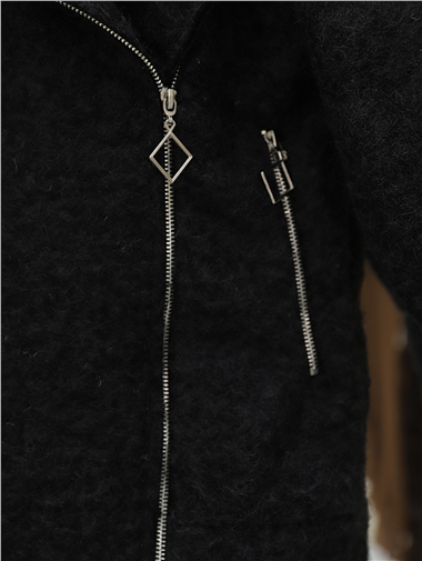 Önü Ve Cebi Fermuarlı Astarlı Buklet Ceket -Siyah