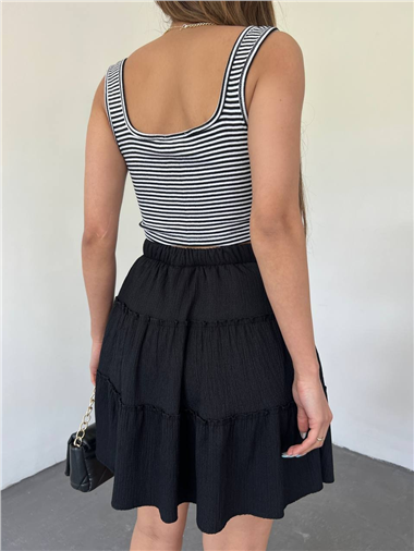 Parça Kumaş Beli Lastikli Şortlu Etek -Siyah