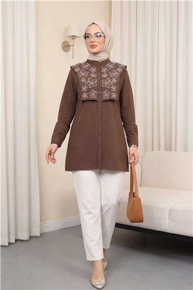 Plastron Detaylı Nakışlı Poplin Gömlek -Kahve