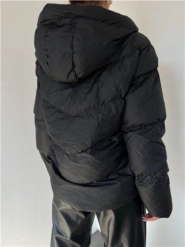 معطف شتوي بغطاء رأس وسحاب ثابت - أسود