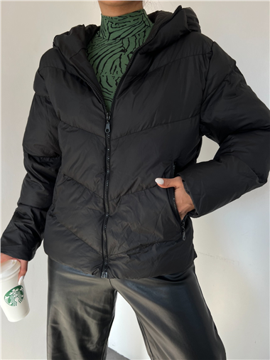 معطف شتوي بغطاء رأس وسحاب ثابت - أسود