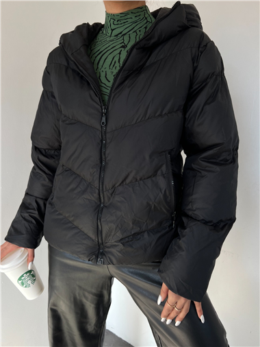 معطف شتوي بغطاء رأس وسحاب ثابت - أسود