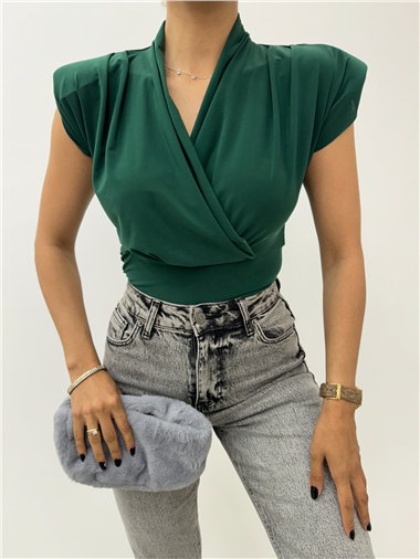 Sıfır Kol Vatkalı Kruvaze Model Sandy Bluz -Zümrüt