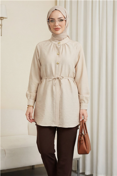Süs Düğmeli Reglan Kol Bağcıklı Çilek Gömlek -Bej