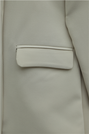 Tek Düğmeli Cep Detaylı Kruvaze Yaka Pantolonlu Krep Takım -Bej