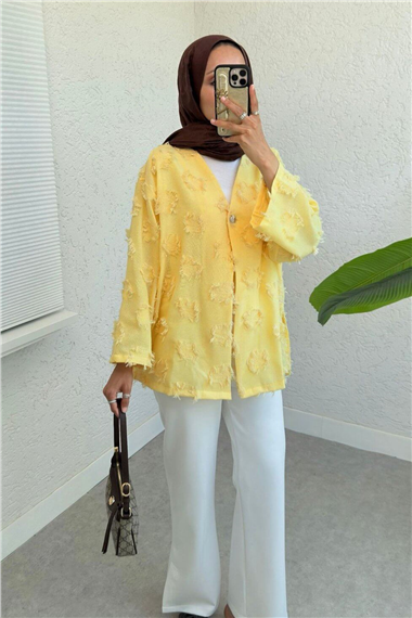 Tek Düğmeli Püskül Detaylı Yırtmaçlı Kimono -Sarı