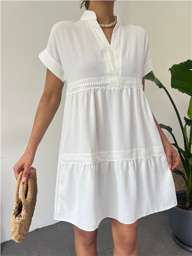 V Yaka Fistolu Ayrobin Tişort -Beyaz