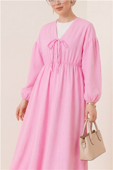 Yakası Bağlamalı Kolu Ve Beli Lastikli Müslin Elbise -Pembe